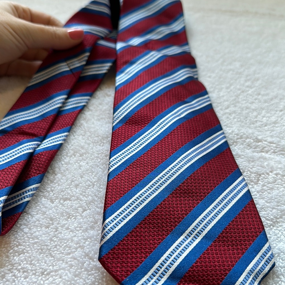 Taso Ella spa silk tie red white and blue stripes